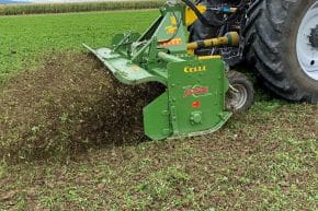 Bodenfräse im Einsatz