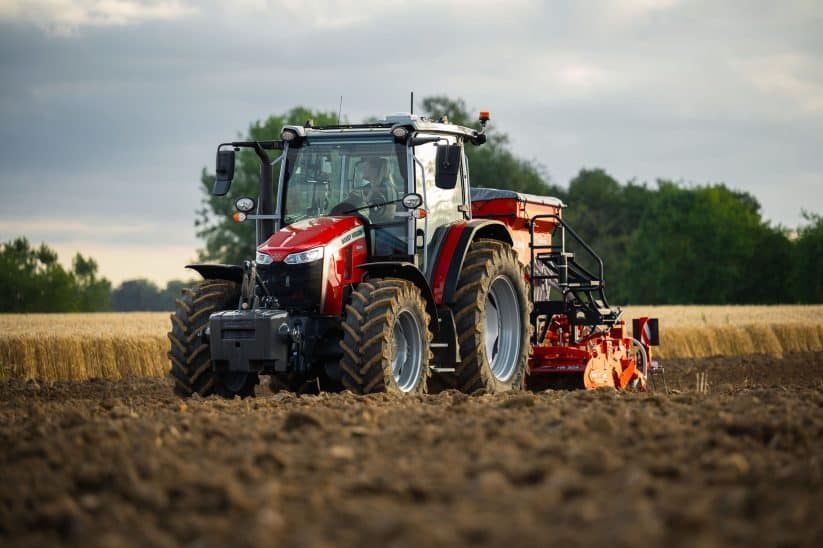 Die neue 5M-Baureihe von 95 bis 145 PS von Massey Ferguson.