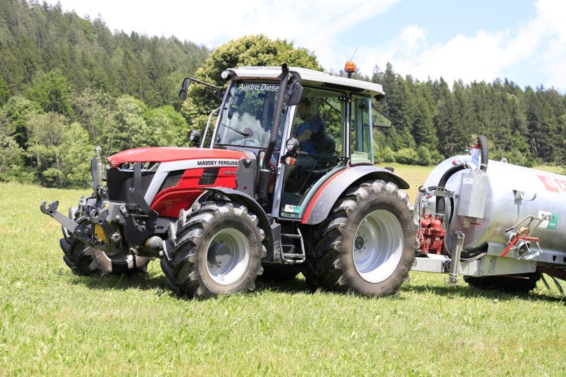 Der 3SL von Massey Ferguson hat sich im LANDWIRT Praxistest gut geschlagen. Einen Wermutstropfen gibt es aber doch!